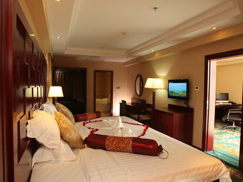 Hawaii Hotel 298069
