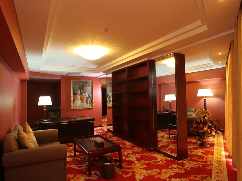 Hawaii Hotel 298076