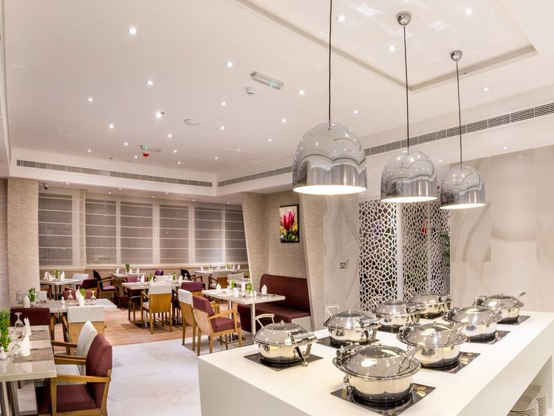 Hawthorn Suites by Wyndham Abu Dhabi 191858