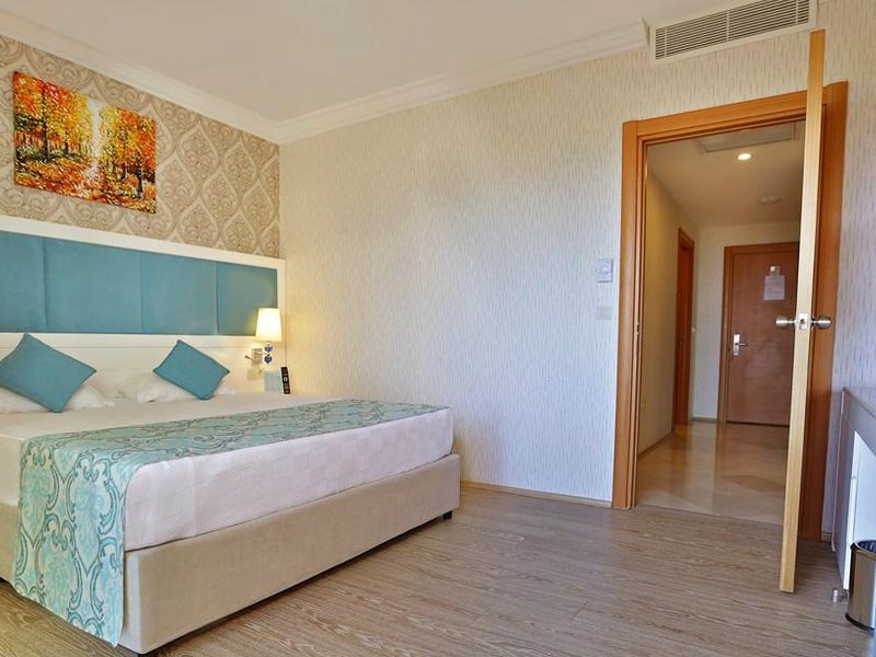 Heaven Beach Resort Spa 65290