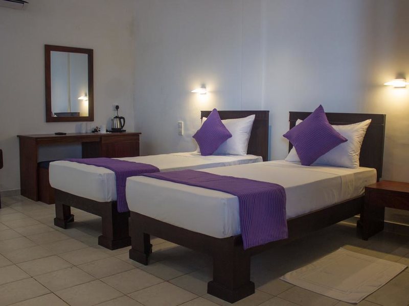 Heaven Seven Hikkaduwa 193675