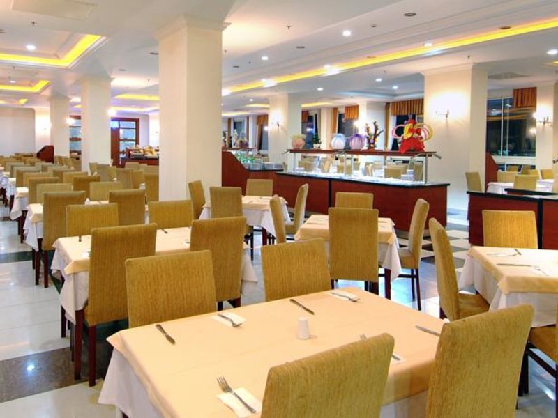 Hedef Rose Garden Hotel 160510