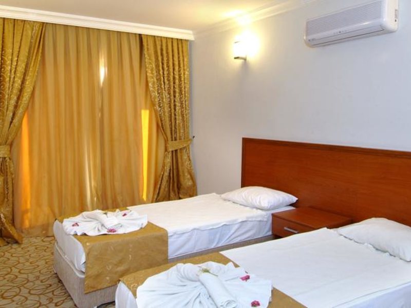 Hedef Rose Garden Hotel 160521