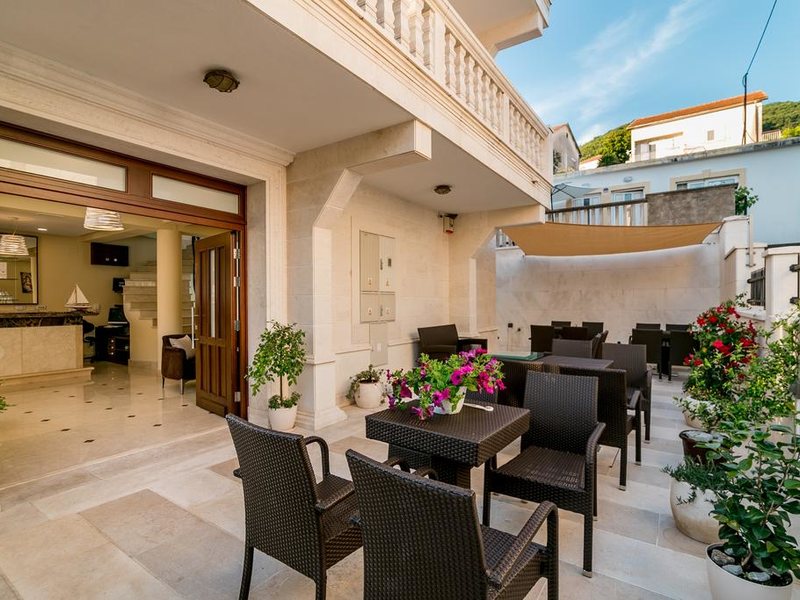 Hedera Residences 308029