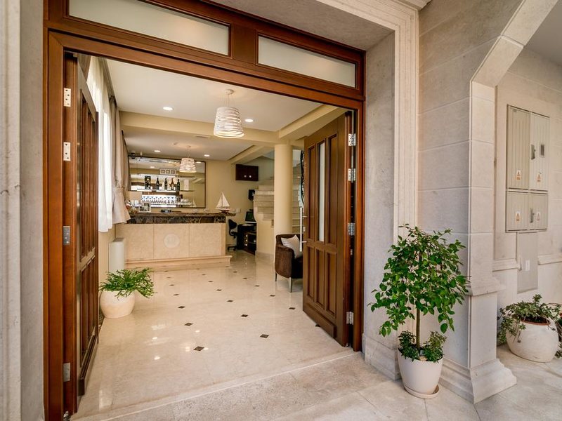 Hedera Residences 308030