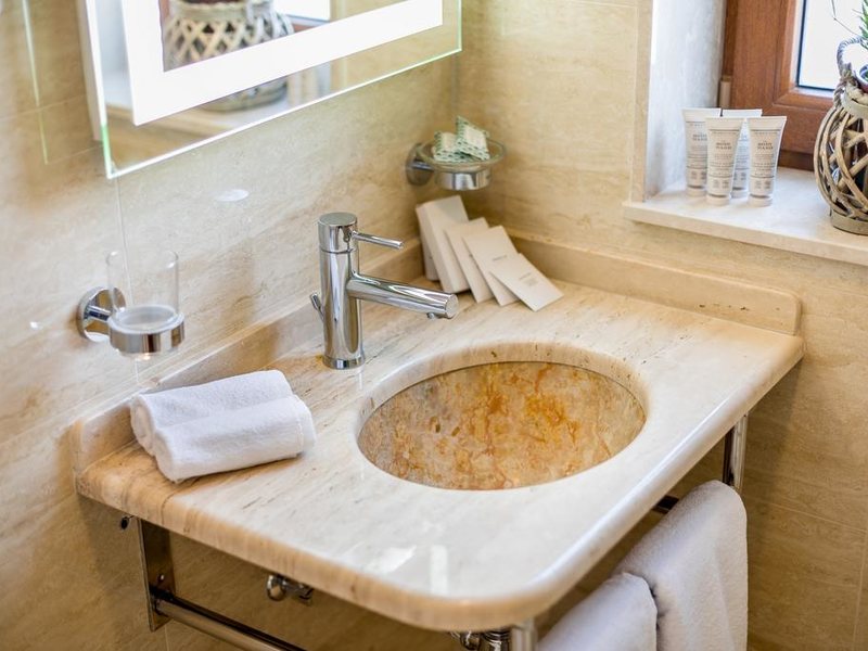 Hedera Residences 308031