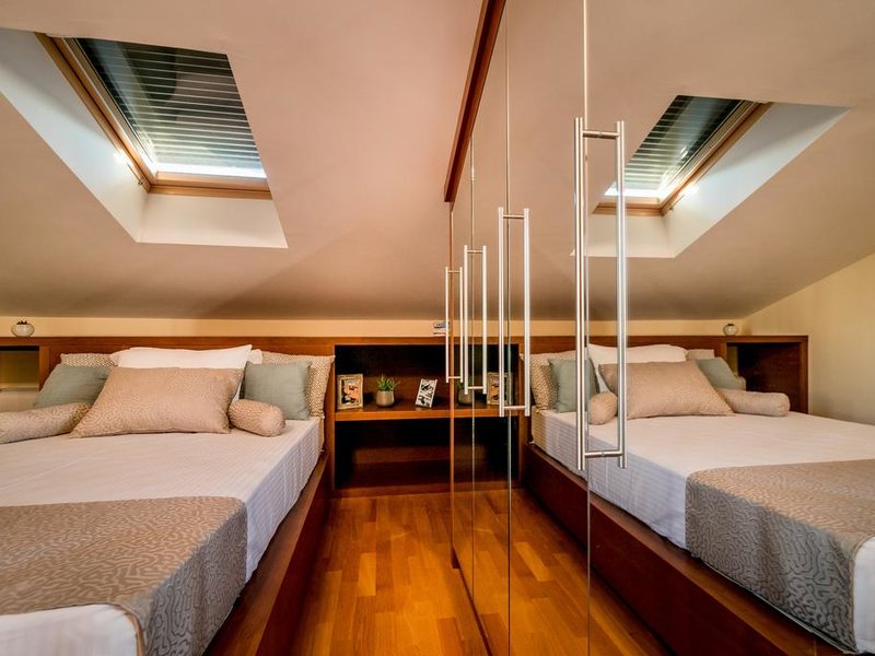 Hedera Residences 308035