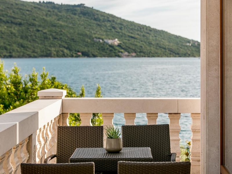 Hedera Residences 308037