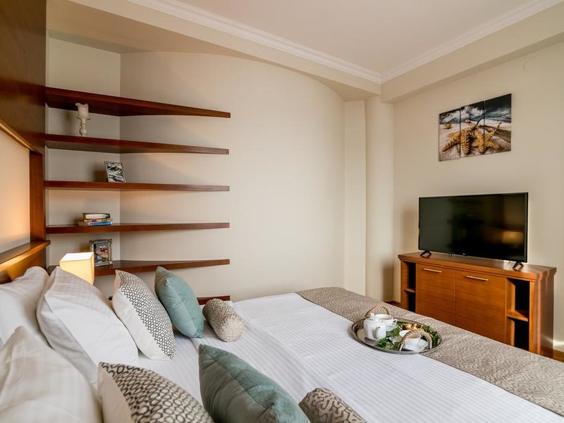 Hedera Residences 308038