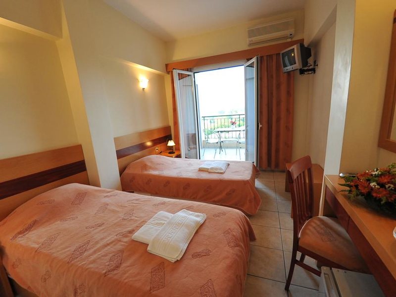 Hellinis Hotel 249615