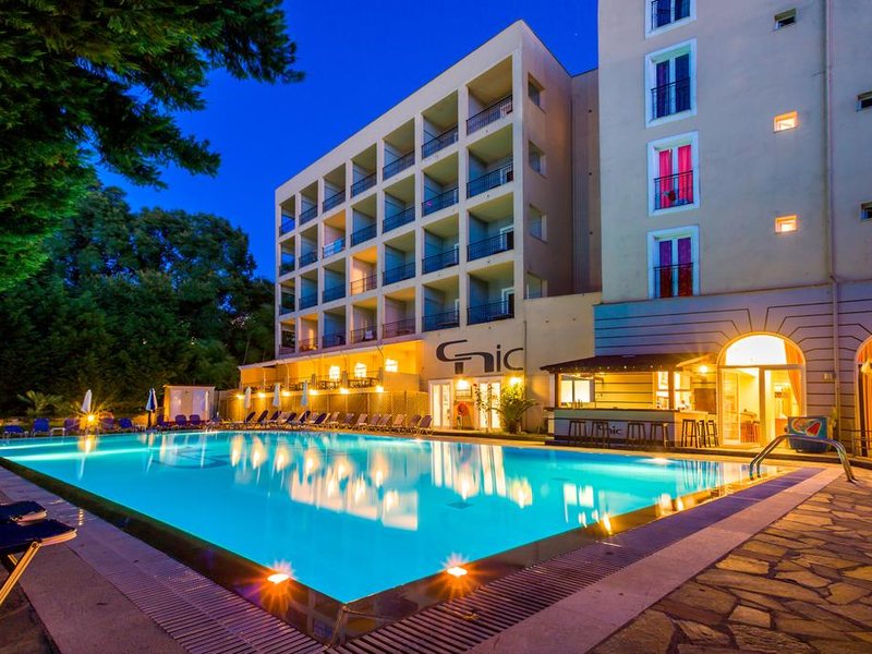 Hellinis Hotel 249642