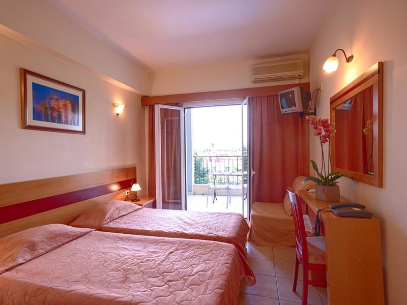 Hellinis Hotel 249644