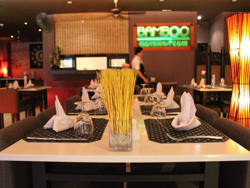 Hemingway s Hotel 200345