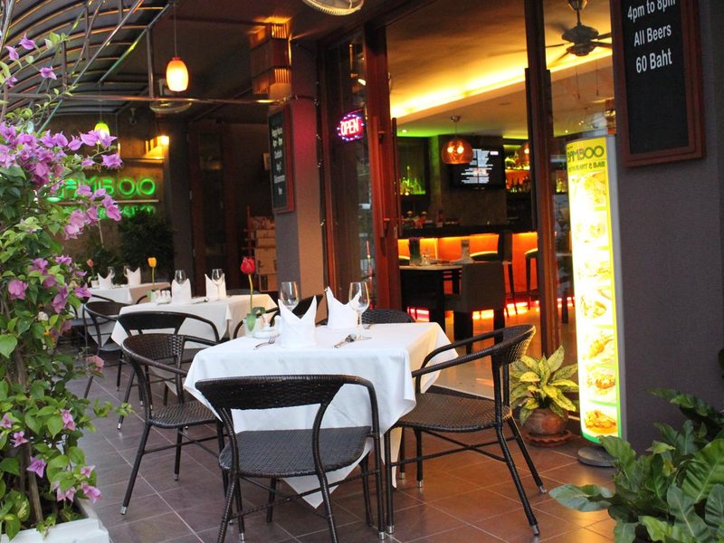 Hemingway s Hotel 200351