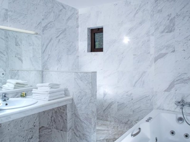 Hersonissos Maris 77716