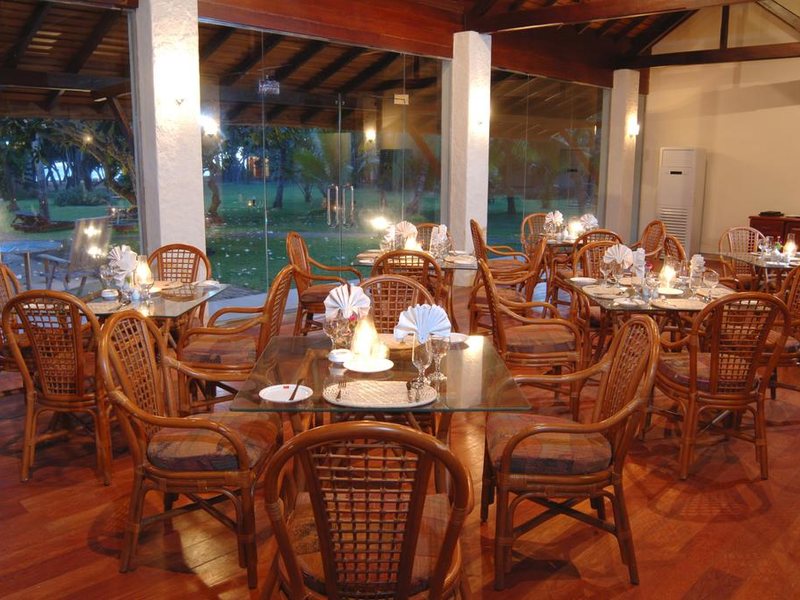 Hibiscus Beach Hotel 107688