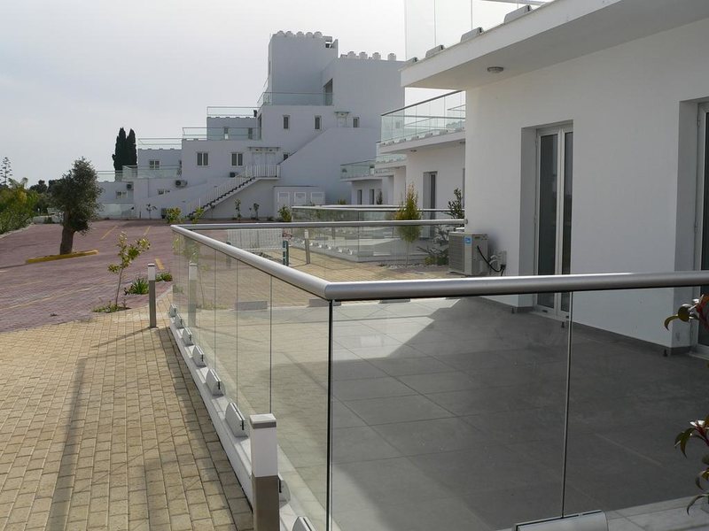 High View Gardens Apartaments 290508