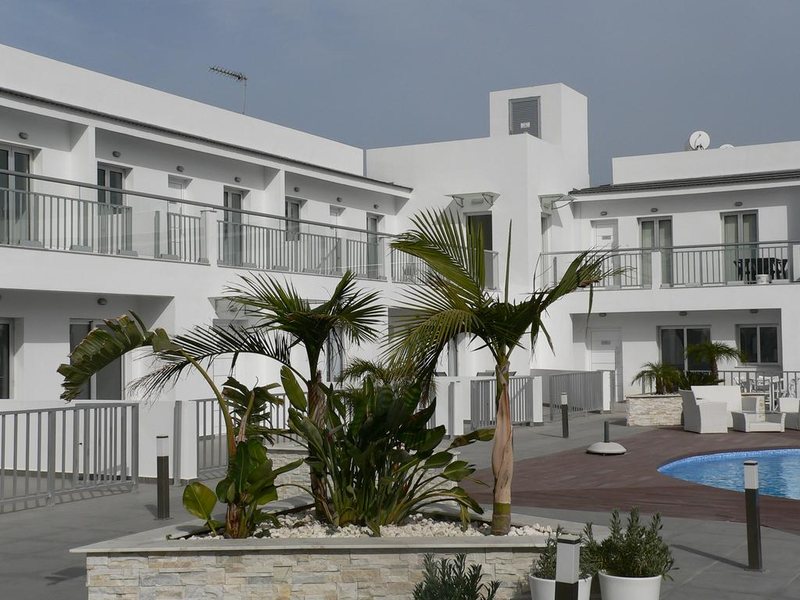 High View Gardens Apartaments 290509