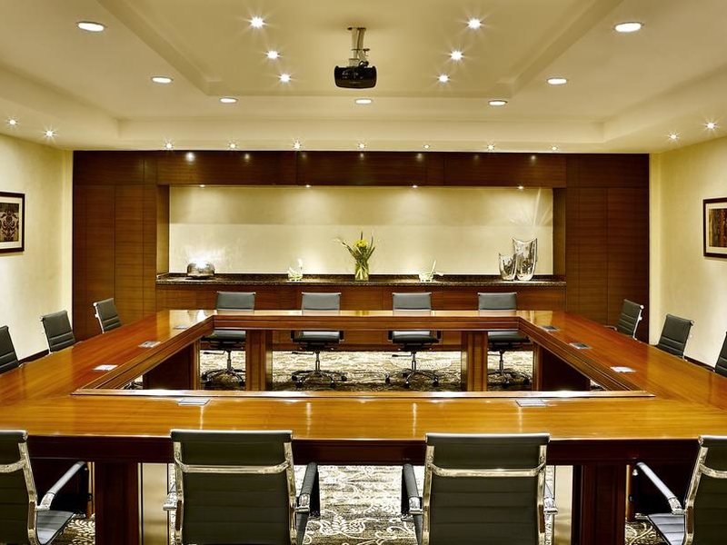 Hilton Alexandria King s Ranch 235613