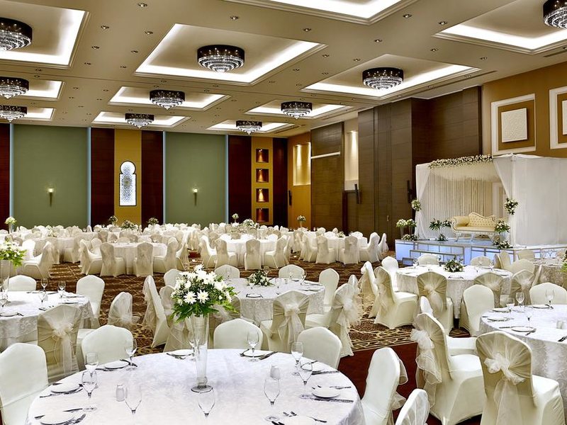 Hilton Alexandria King s Ranch 235620