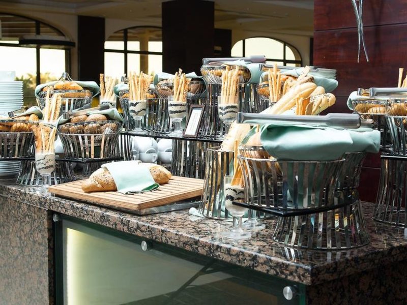 Hilton Alexandria King s Ranch 235633