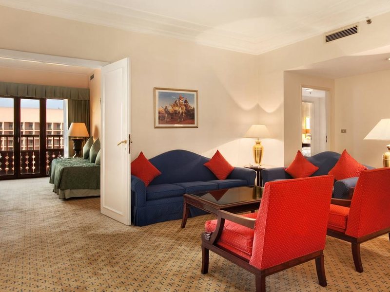 Hilton Cairo World Trade Center Residences 273901