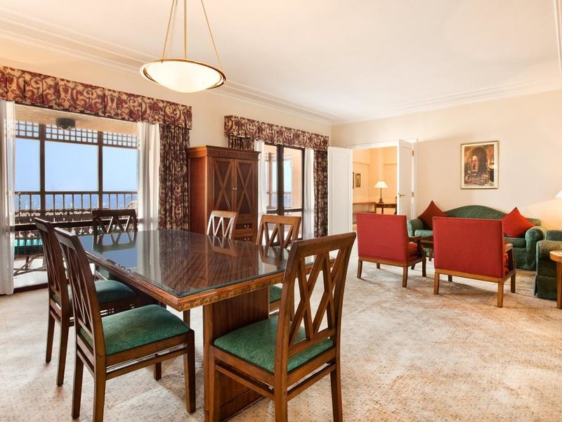 Hilton Cairo World Trade Center Residences 273905