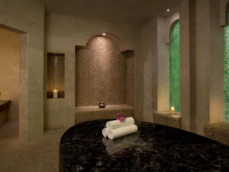 Hilton Capital Grand - Abu Dhabi 117558