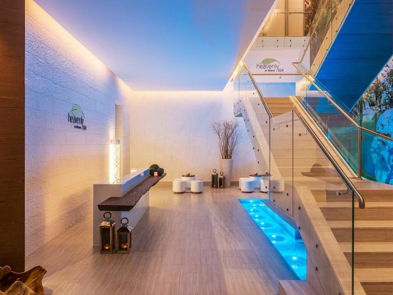 Hilton Dubai Al Habtoor City (ех 204165