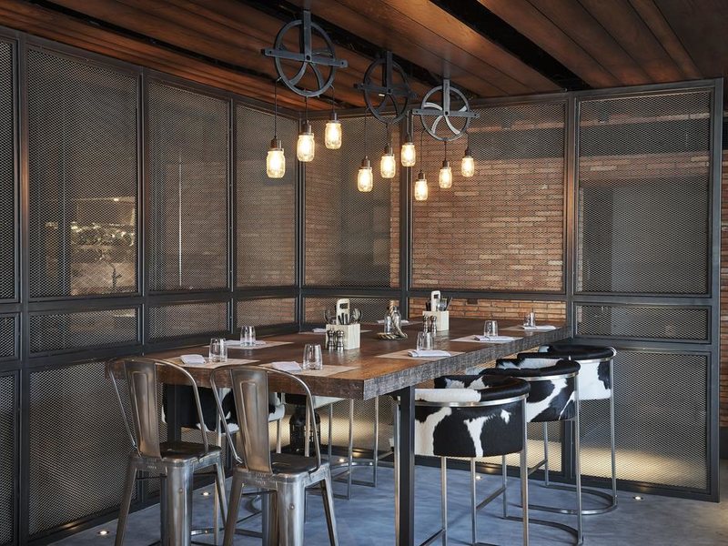 Hilton Dubai Al Habtoor City (ех 204171