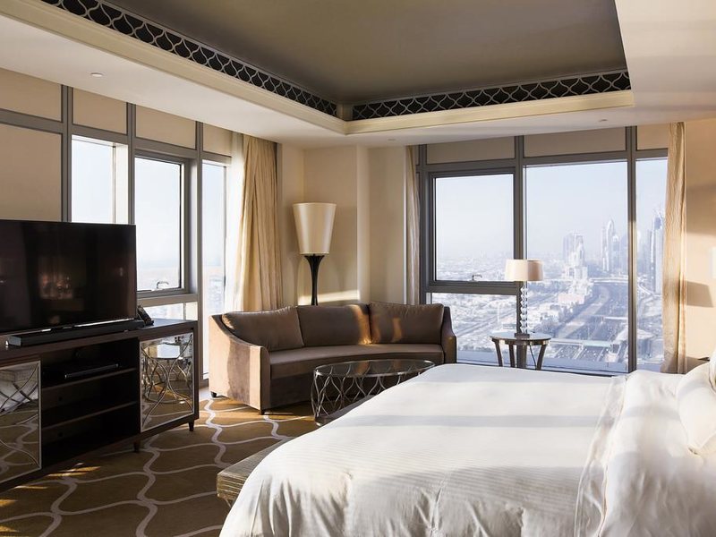 Hilton Dubai Al Habtoor City (ех 204172
