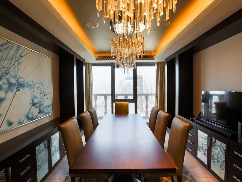 Hilton Dubai Al Habtoor City (ех 204174