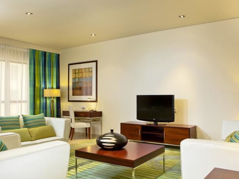 Hilton Dubai The Walk Hotel 53389