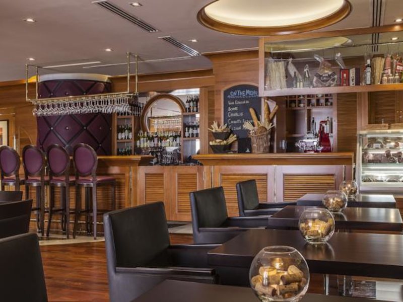 Hilton Dubai The Walk Hotel 53405