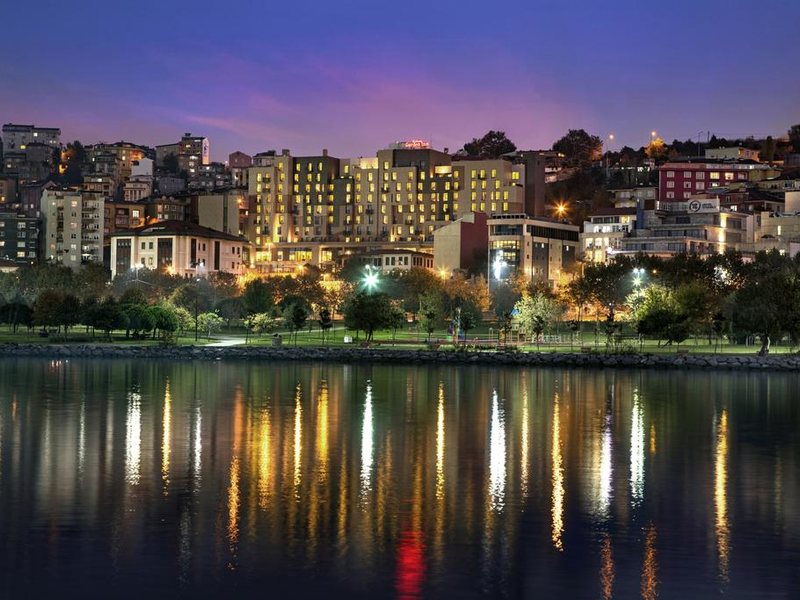 Hilton Garden Inn Istanbul Golden Horn Turkey 301250