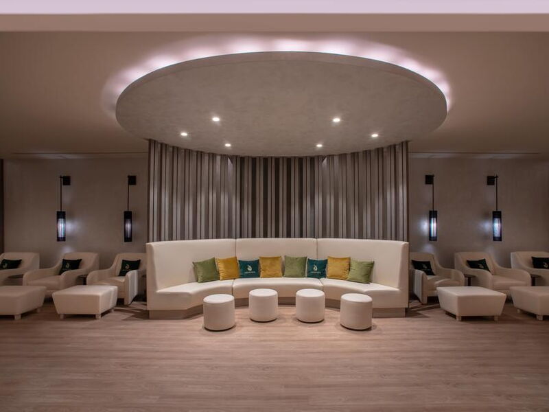 Hilton Istanbul Bakirkoy 301184