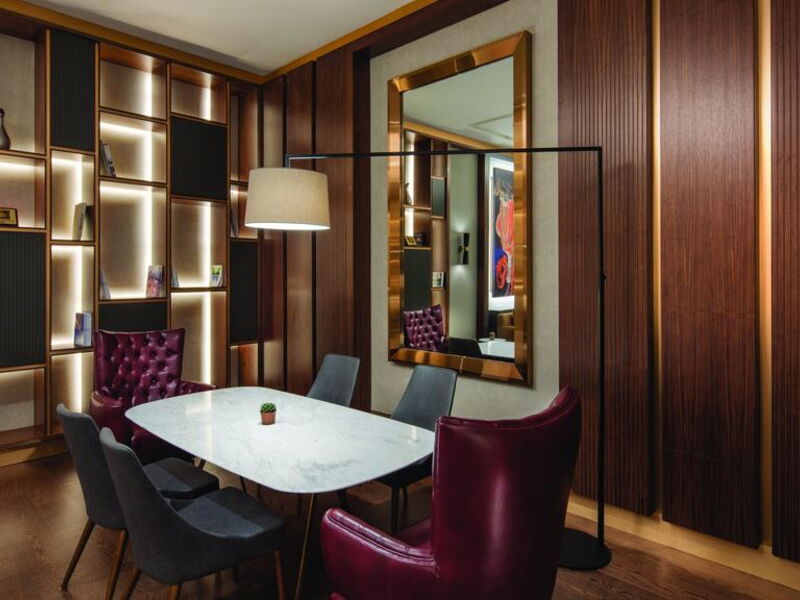 Hilton Istanbul Maslak (ех 302547