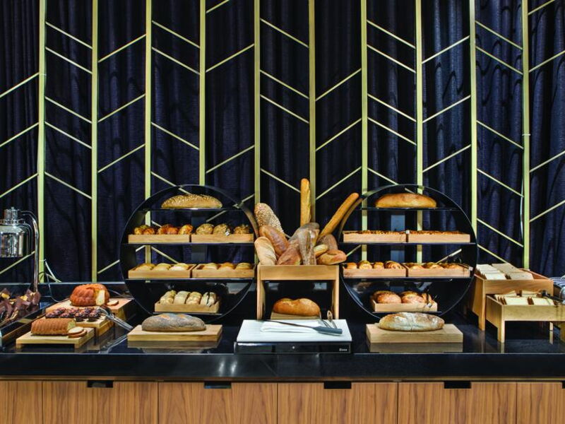 Hilton Istanbul Maslak (ех 302559