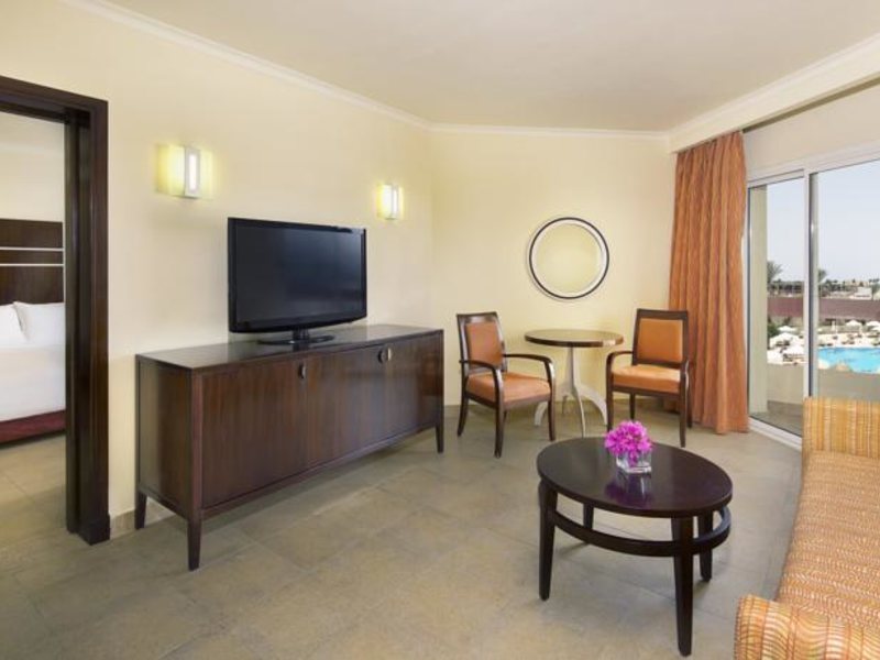 Hilton Sharks Bay 124714