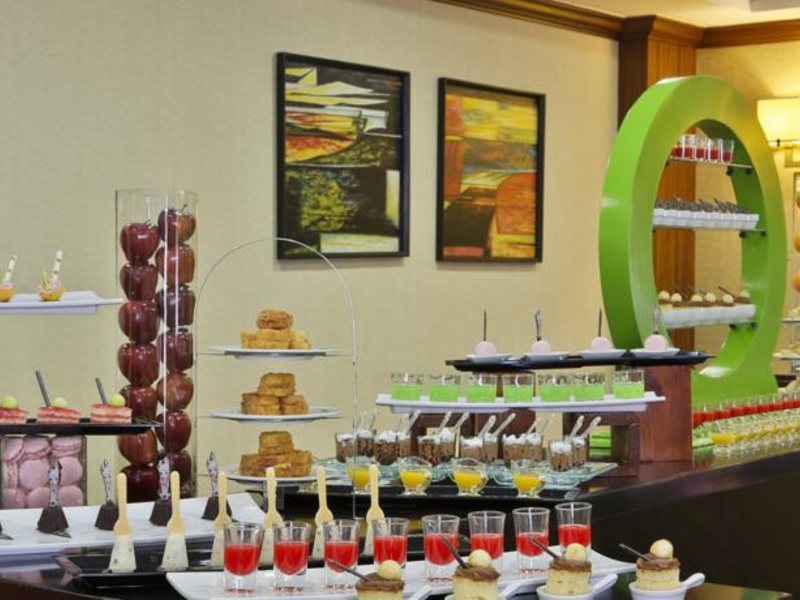 Hilton Sharks Bay 124717