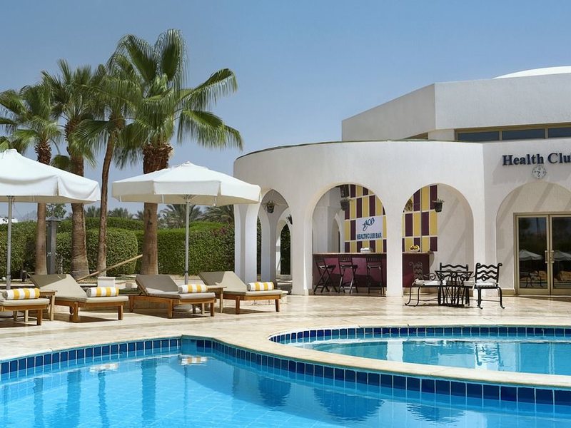 Hilton Waterfalls 124826