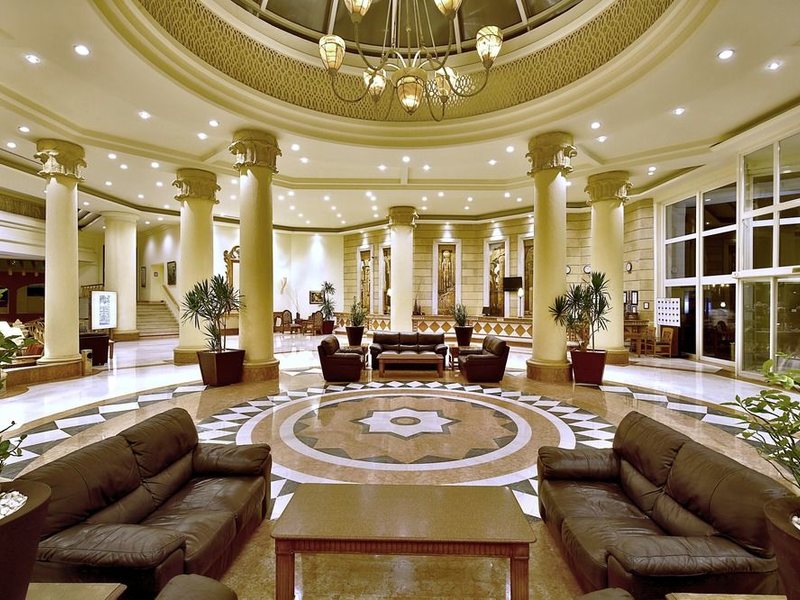 Hilton Waterfalls 124828