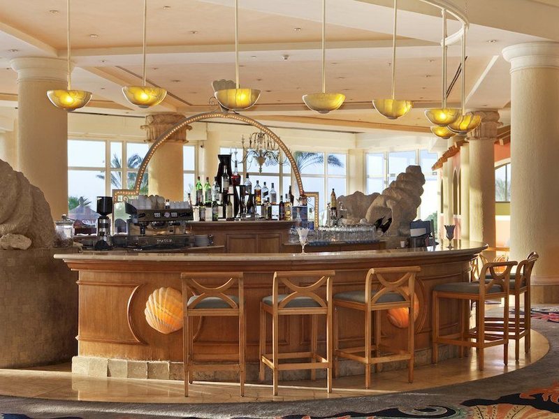 Hilton Waterfalls 124834