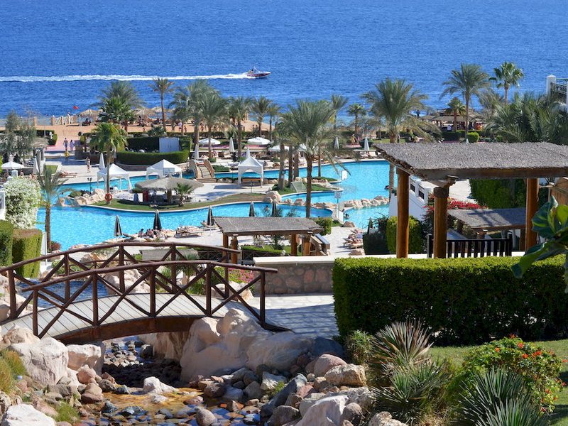 Hilton Waterfalls 124839