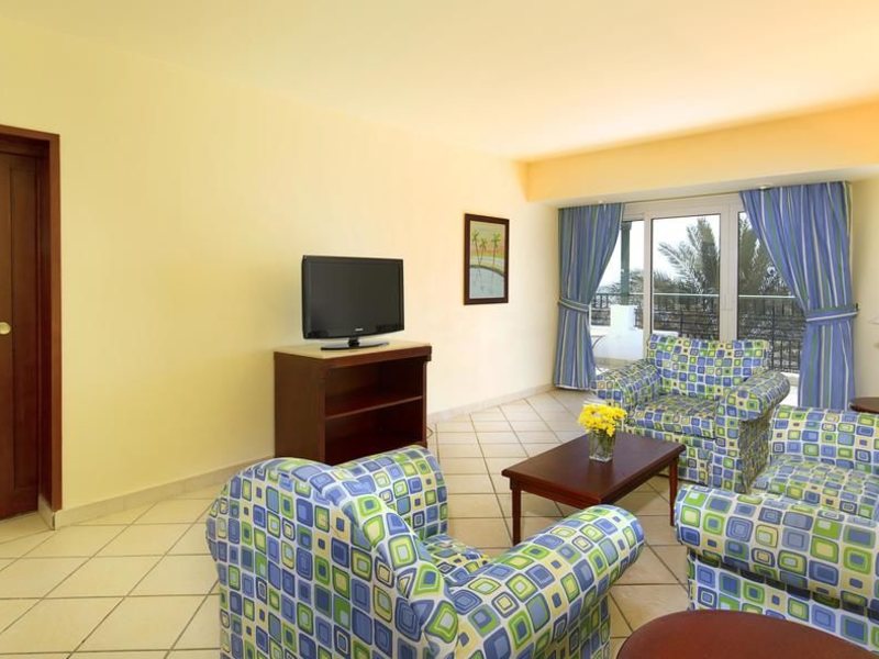 Hilton Waterfalls 124850