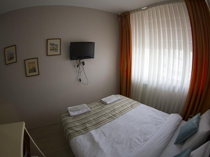 Historial Hotel 242084