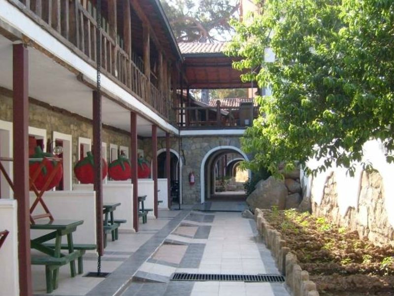 Holiday Area Farm Resort (ex 105359