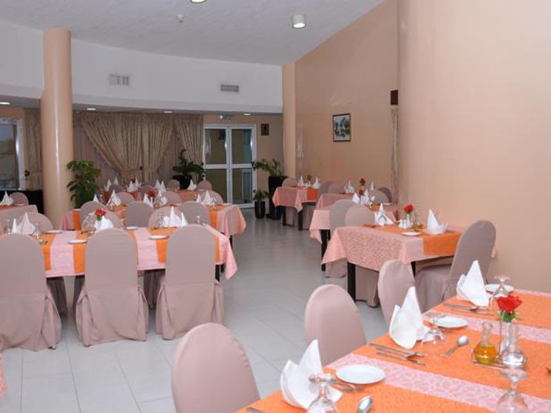 Holiday Beach Resort 132500