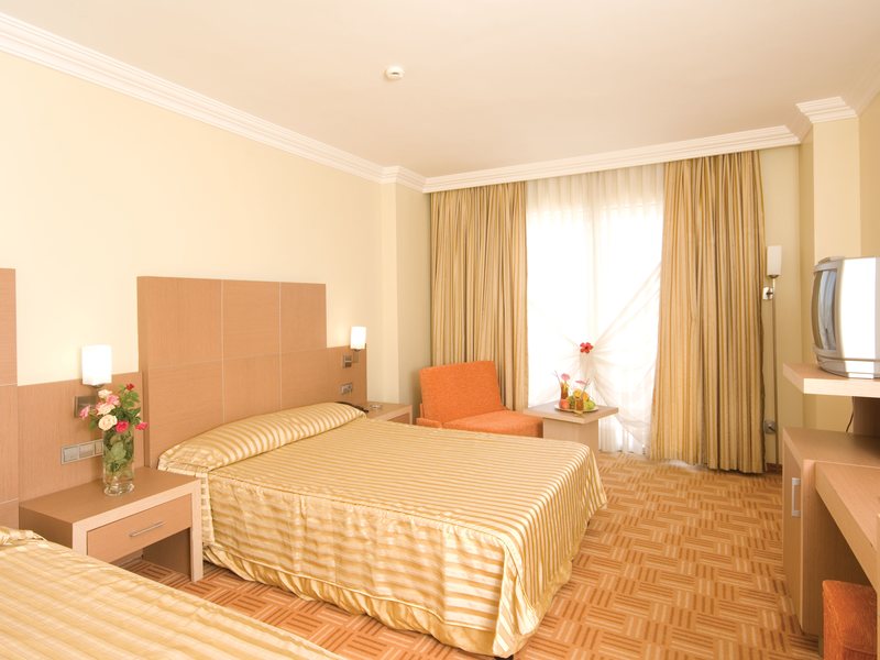 Holiday Garden Resort 160716