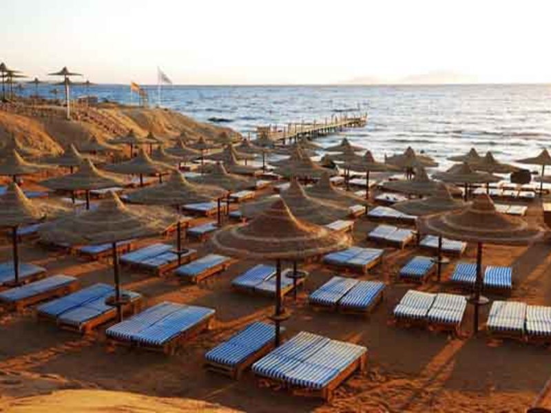 Holiday Inn Amphoras 27578